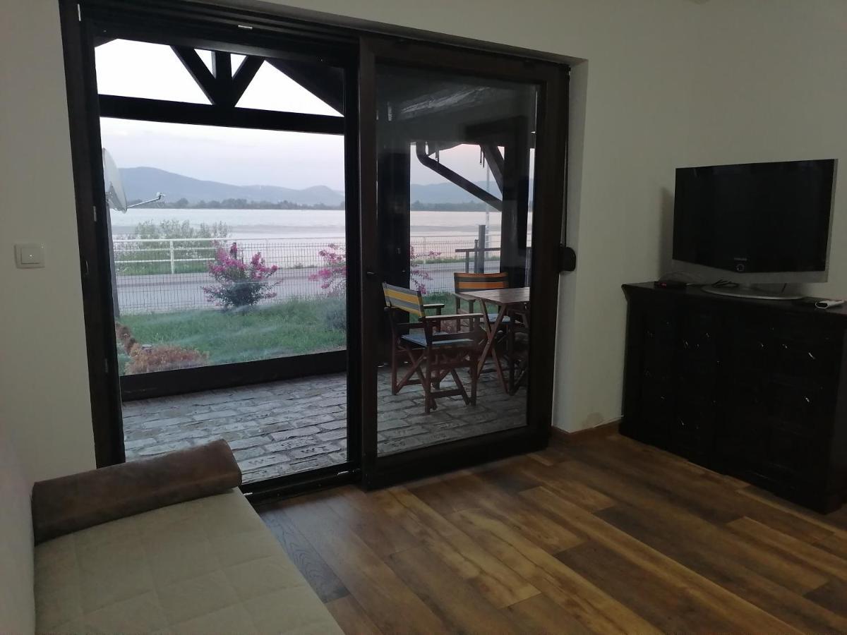 Apartman Sandrina Golubac Exterior foto